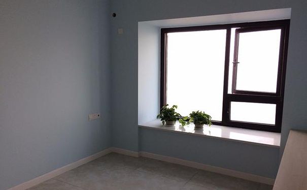 家里墻上刷的漆是什么漆？